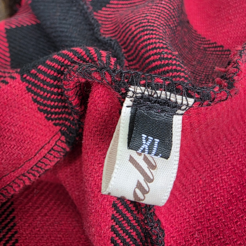 Ladies Red Plaid Hooded Cape Coat - Picture 2 of 3